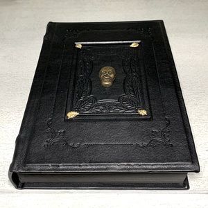 Nouvel Art Leather Skull Journal